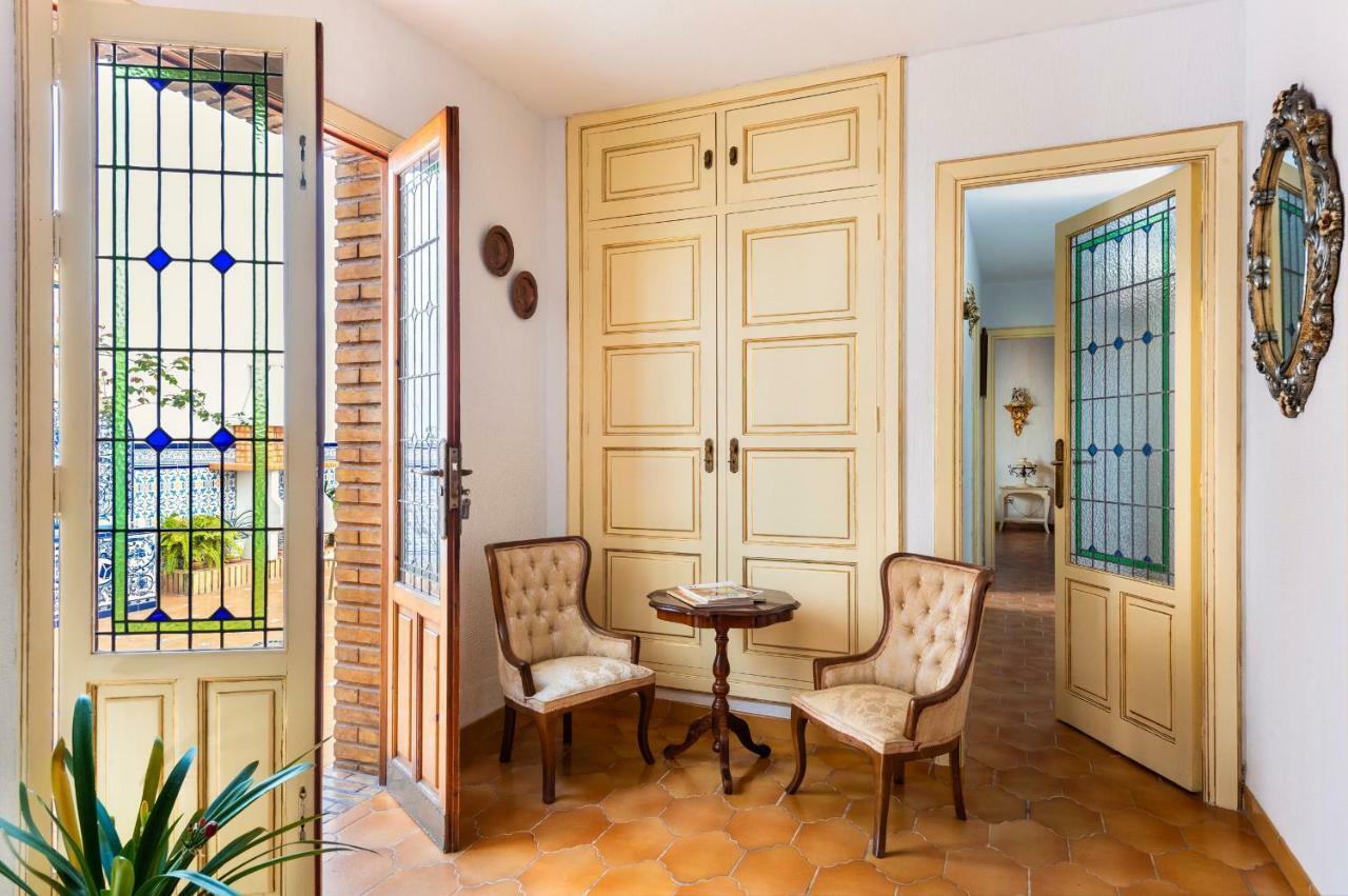 Hsh Suites Barrio Santa Cruz Sevilla Buitenkant foto