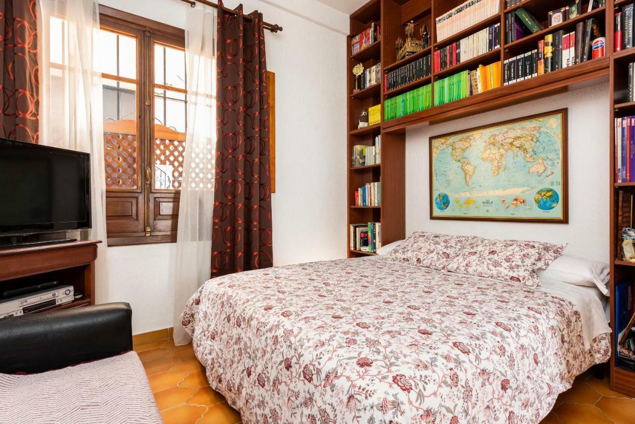 Hsh Suites Barrio Santa Cruz Sevilla Buitenkant foto