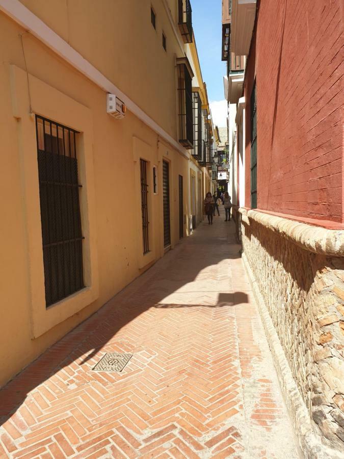 Hsh Suites Barrio Santa Cruz Sevilla Buitenkant foto